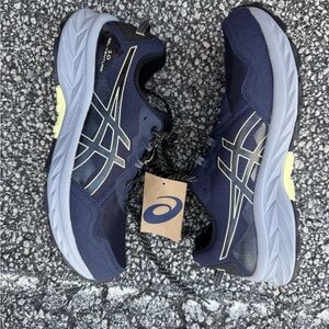 ASICS Navy and Yellow Running Shoes size 11.5
